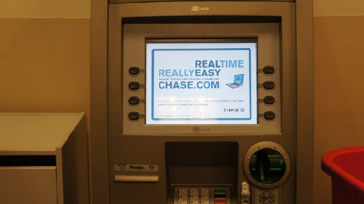 ATM « jackpotting » hacks start targeting U.S. cash machines